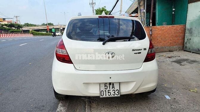 Hyundai i20 2010 1.4 AT - 105000 km