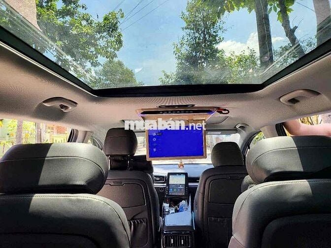 Hyundai Custin 2024 Cao Cấp 2.0T - 15000 km