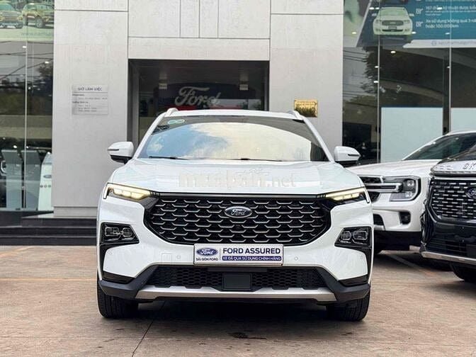 Hãng Ford bán Territory Titan X 2022 1 chủ đã test
