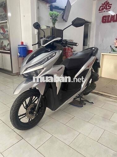 Honda Vario 150 đk 2019 màu bạc porsche bstp