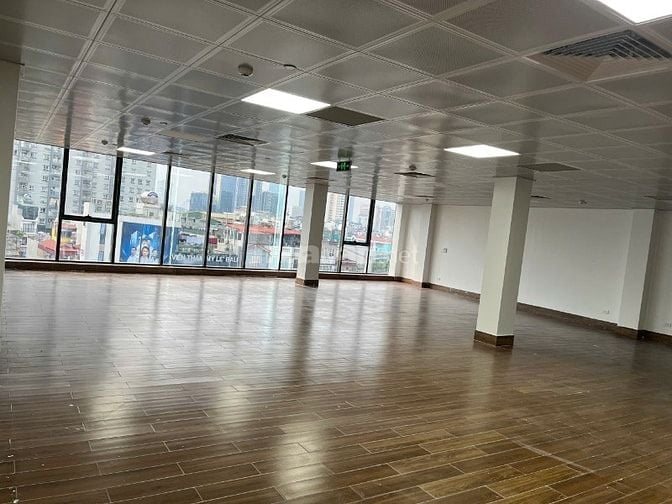 CHO THUÊ MẶT BẰNG TẦNG 7 TÒA NHÀ 10 TẦNG MẶT ĐƯỜNG YÊN LÃNG, MB 300m2