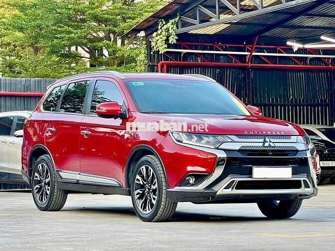 Outlander 2020 2.0 Pre 56000km chất xe còn rất mới