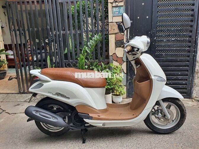 Xe noza màu trắng đẹp xuất sắt