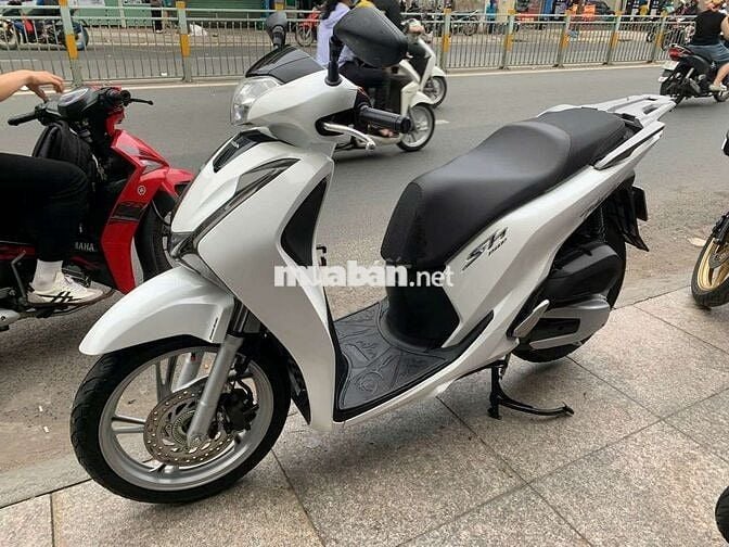 Honda SH 150 ABS 2018 mới 90% bs84 chính chủ