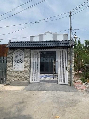 Vỡ nợ nên cần bán gấp nhà Đ. Trần Tử Bình, Củ Chi 113m2 SHR. Giá 650tr