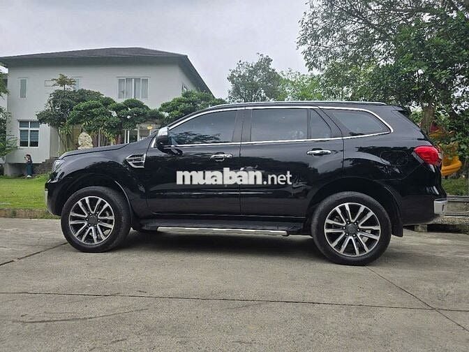 Ford Everest 2019 Titanium 2.0L AT 4x2 đi 51.000km