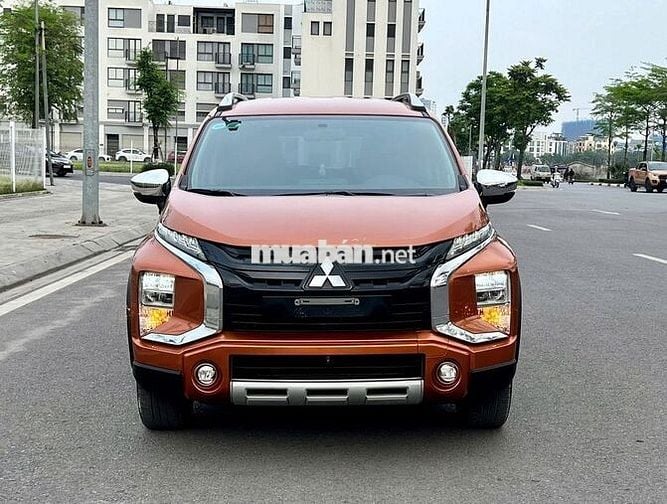 Xpander cross 2022 dky 2023 nhập khẩu