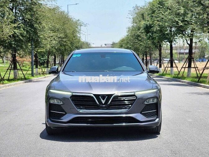 VinFast Lux A2.0 2019 Premium 2.0 AT - 25000 km