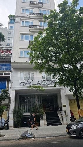 Bán gấp nhà MT Trần Hưng Đạo DT 6,5m x 17m 5 tầng giá 54 tỷ 
