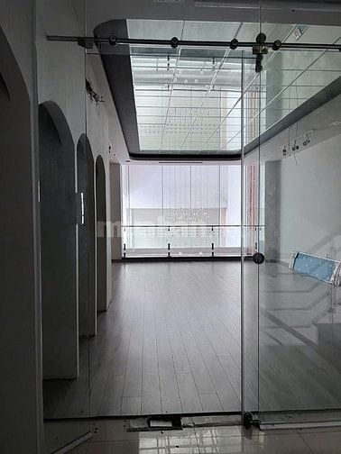 Cho thuê MT Nguyễn Trãi Quận 5 6*18m 1 lầu giá 60tr