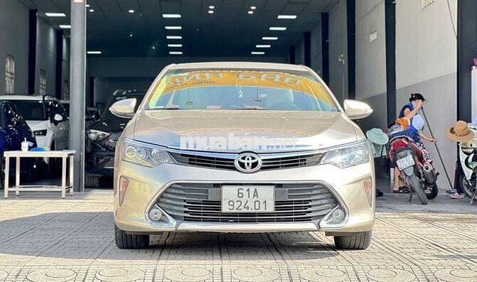 Toyota Camry 2017