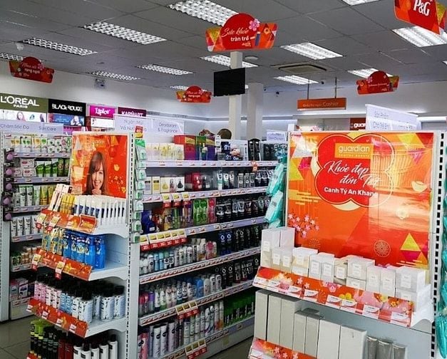 Cần tuyển LĐPT có căn gốc đi làm việc 
