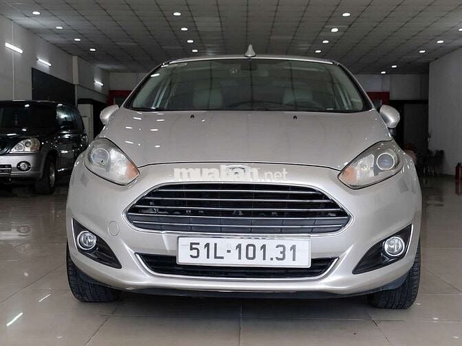 Ford Fiesta Titanium 2016 Bảo Hành 6 Tháng