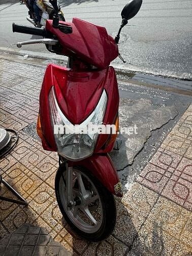 Xe honda Click 2007 màu đỏ máy êm 80 %