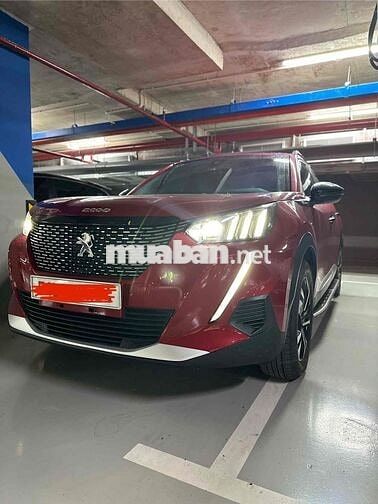 Peugeot GT Line màu đỏ 2008