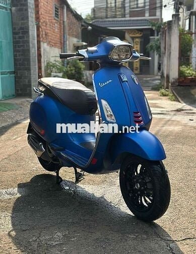 vespa sprint mới cứng