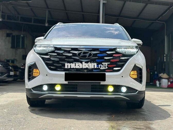 Hyundai Custin 2024 Cao Cấp 2.0T - 17000 km