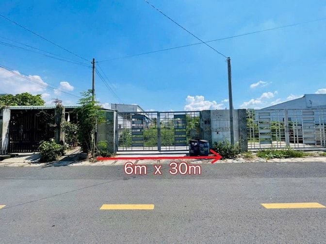 660 TRIỆU - Đất (6x30) sát bên chợ Việt Kiều, Củ Chi. Đường nhựa 10m