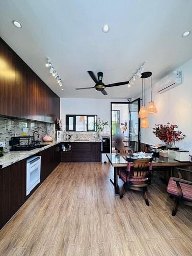 Bán nhà mặt tiền Năm Châu, P11, quận Tân Bình; (5*12) 3 tầng - 12,7 