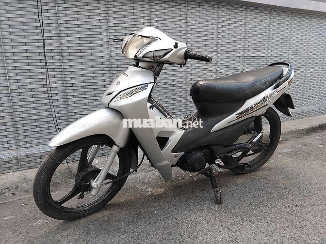 Xe Wave Trung quoc 110  may em