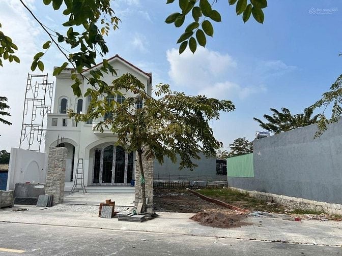 Bán đất vị trí vàng ở vòng xoay Cống Bà Sáu trung tâm Long Đất Bà Rịa 