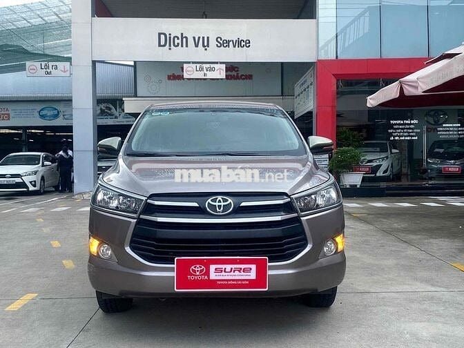 Cần bán Innova số sàn 2018 xe gia đình chất xe đep
