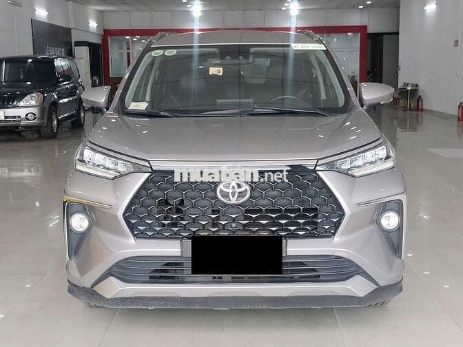 Toyota Veloz Cross 2022 - 130000 km