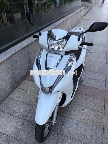 honda lead Fi 125 trắng 4van 9/2022 zin nguyên đẹp