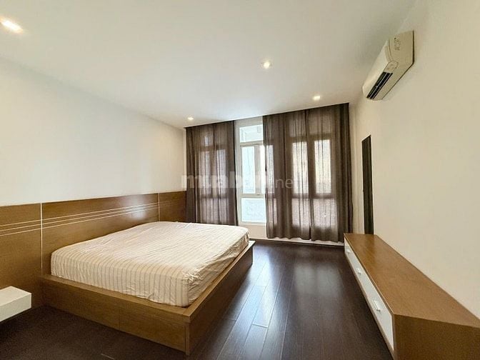 Ngộp bank bán gấp nhà đường LÊ LAI , Bến Thành, Q1. GIÁ 8.5 tỷ.