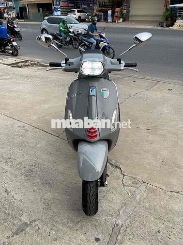 vespa spinrt cuối 2019 chính chủ 60 có trả góp