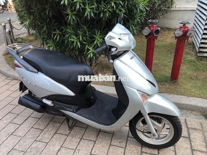 Honda lead Fi 110 màu bạc 2010 zin đẹp bstp