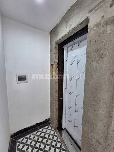 Bán nhà Định Công Hạ- Hoàng Mai, DT 37m x 7 tầng. Thang máy, ô tô đỗ c