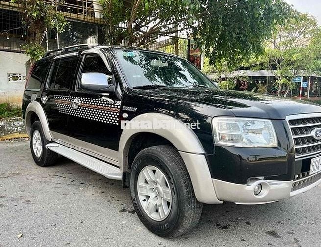 Ford Everest máy dầu số sàn