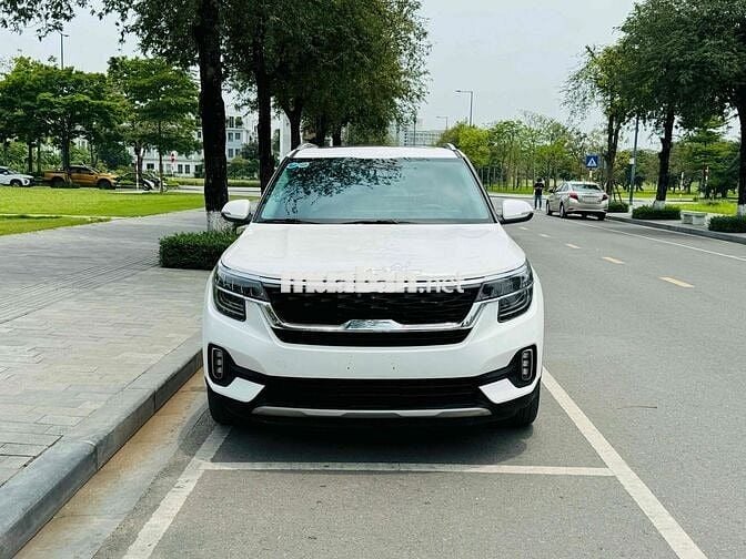 Kia Seltos 2023 1.4 Turbo Premium - 13450 km