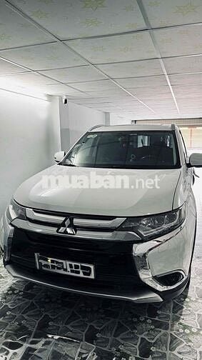 Mitsubishi Outlander 2019 2.0 CVT Premium -