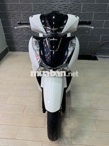 Honda SH160 date 2023 Trắng Đen Bstp Ngay Chủ