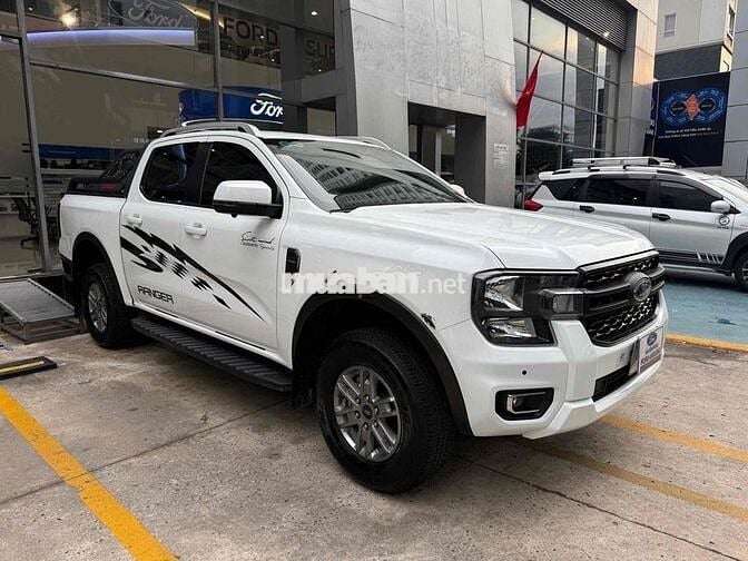 Ranger XLS 2022 phụ kiện Full xe. Giá còn Giảm