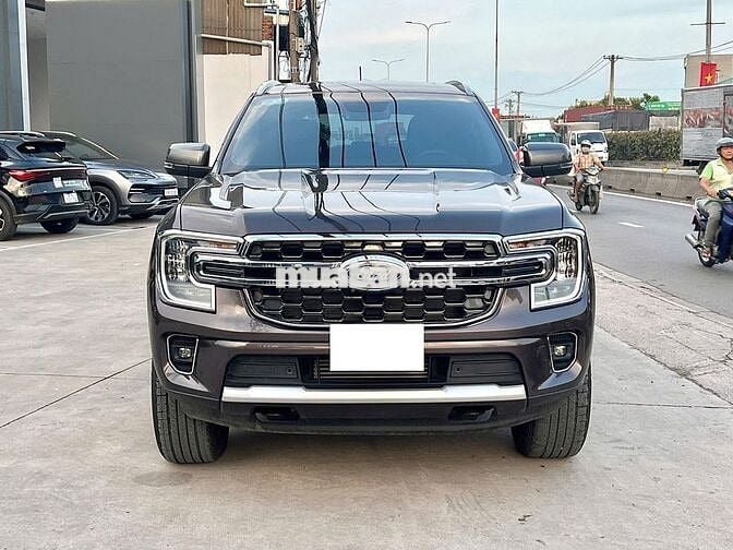 Ford Everest 2022 Titanium 2.0L AT 4x2 - 40000 km