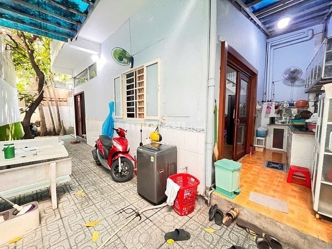 vila sân vườn trung tâm gò vấp 