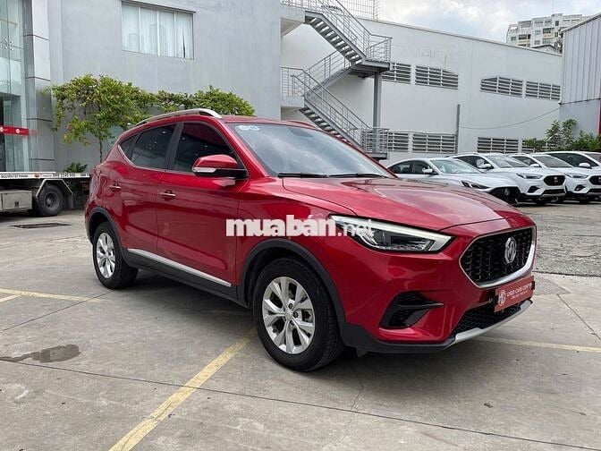 MG ZS 2023 STD - 23000 km