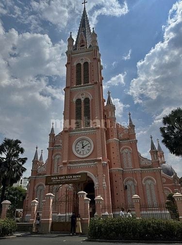 Bán nhà MT siêu hiếm 70m2 (4,2*16,5) SHR Hai Bà Trưng Tân Định Q1 