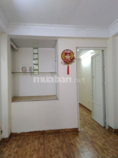 Cho thuê trọ 55m2 tầng 3 làng Ngọc Hà