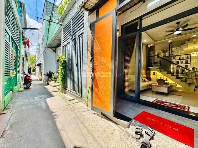 Bán nhà Trần Hưng Đạo Quận 5, sổ hồng riêng, giá tốt đầu tư chỉ 3tỷ 