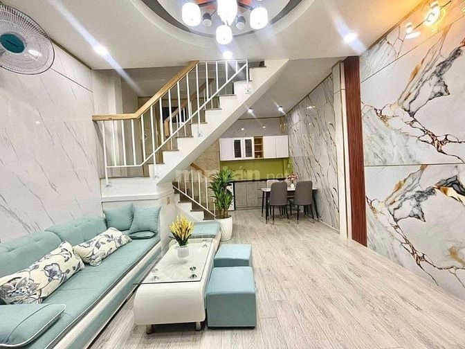 Bán nhà đường Nguyễn Đình Chiểu P2 Q3. 37,8/2tỷ950. 