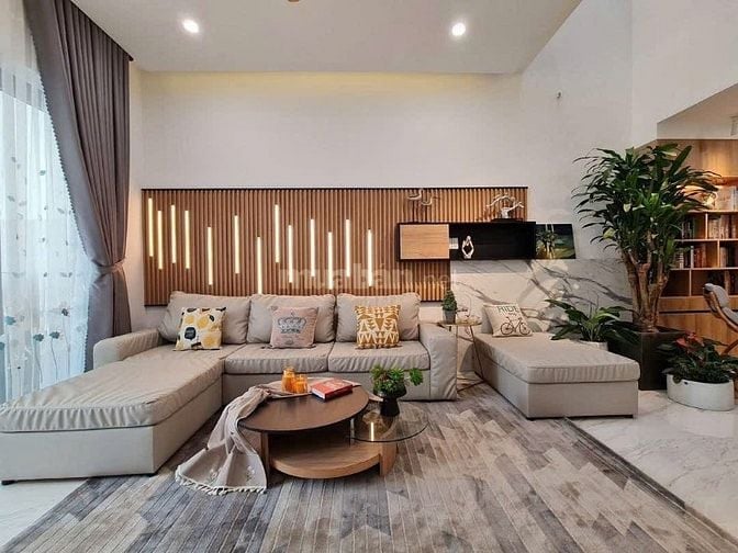 Nhà ngang 5,3m đường Ngô Nhân Tịnh, Q6. Đối diện chợ Bình Tây