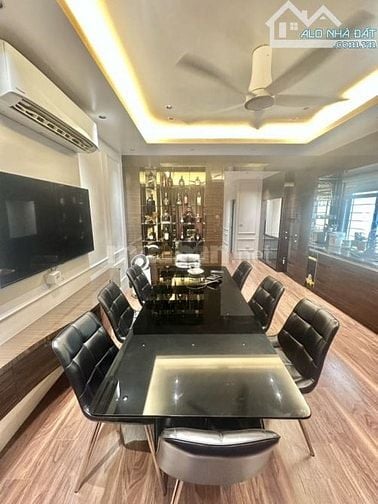 Bán nhà Hoàng Mai, Đền Lừ_Ô tô vào nhà_61m2 chỉ 23.X tỷ