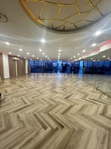 Cho thuê Toà Nhà Hiền Vương 10*20m 1 hầm 7 lầu giá 150tr