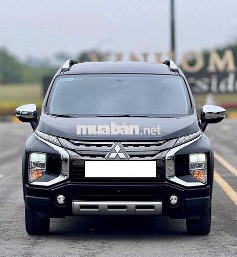 Xe Mitsubishi Xpander Cross 1.5 AT 2021 - Màu Đen