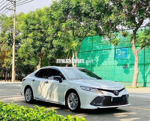 Toyota Camry 2020 2.5Q - 69000 km