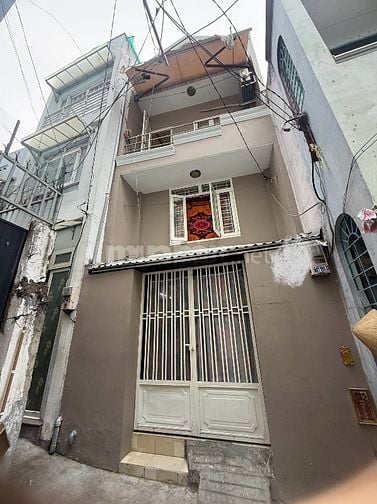 HẺM 601 CÁCH MẠNG THÁNG TÁM QUẬN 10 - HẺM Ô TÔ - DT 30M2 3 TẦNG 3PN